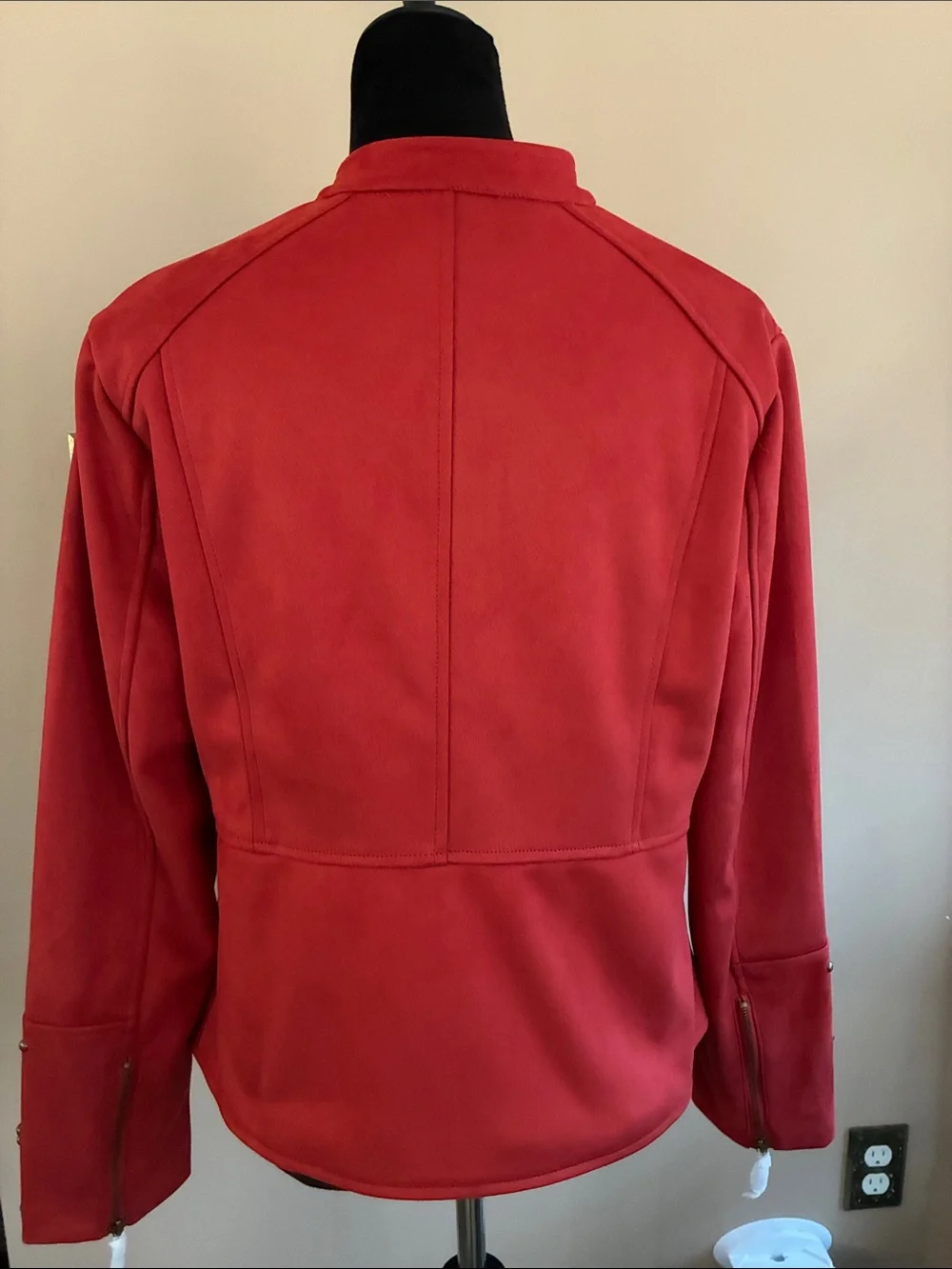 Jacket - Picture 5 of 9